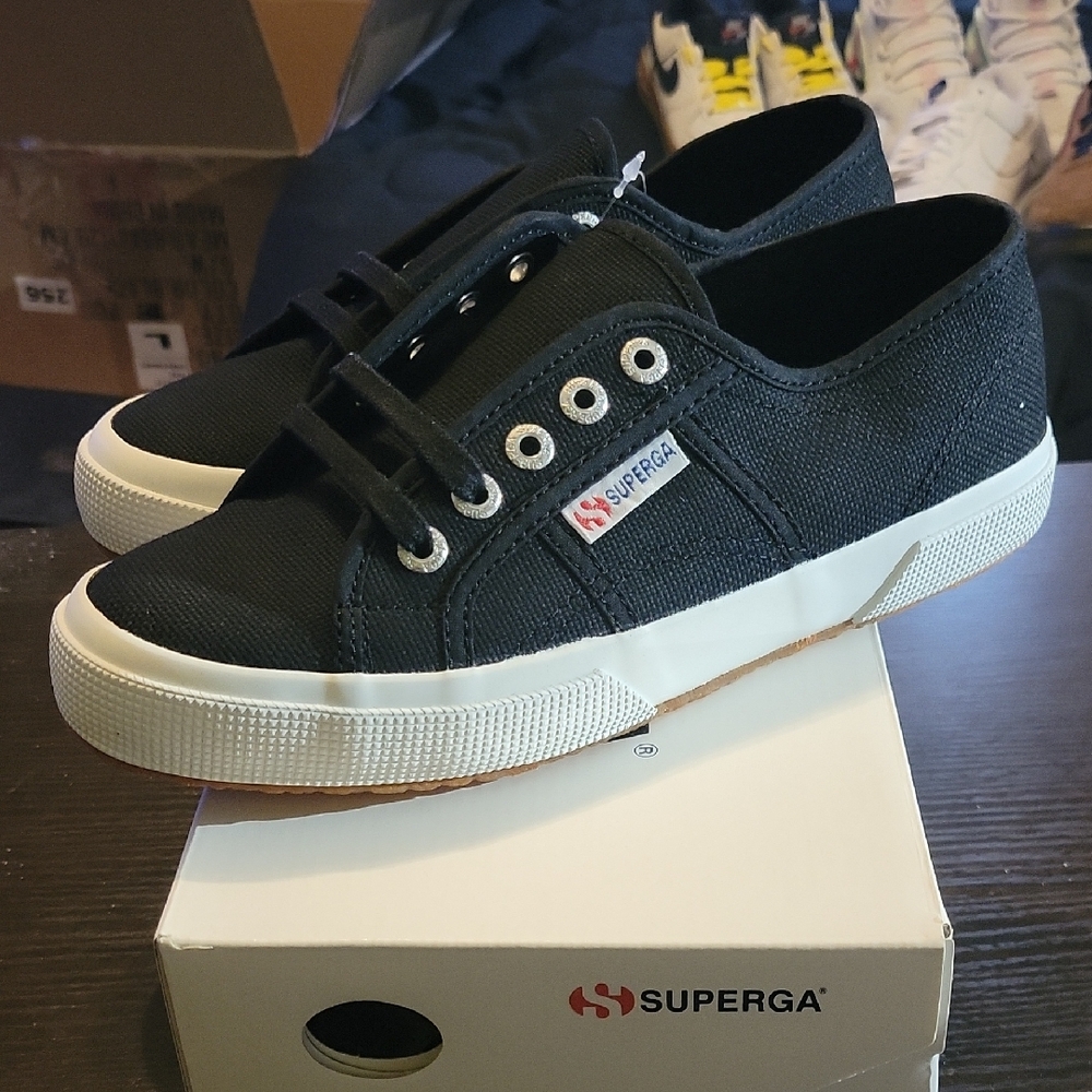 Superga 2750 Cotu Sneakers - Black and White Mens 6 Womens 7.5 NWT & BOX - Picture 2 of 10